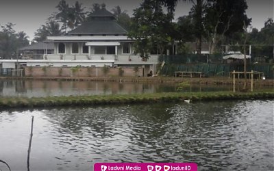 Ziarah di Makam KH. Mahfudz Ridwan, Muassis Pesantren Edi Mancoro