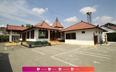 Ziarah di Makam KH. Tolchah Mansoer, Pelopor Berdirinya IPNU