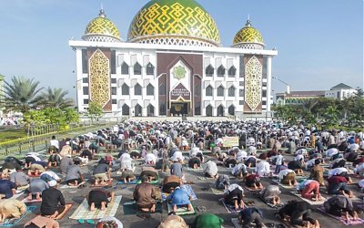 Dialog Terkait Adab Serta Kesunnahan di Malam Ied, Hari Raya Ied dan Bulan Syawal