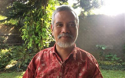 Gejala Penghilangan Sintesis Wacana Allah dengan Wacana HambaNya di Sebagian Masyarakat Islam Dewasa