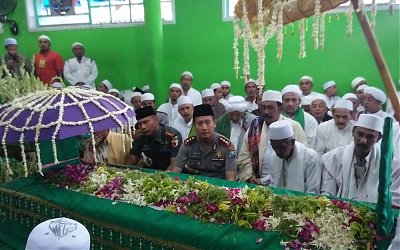 Sekelumit Oleh-Oleh dari Haul Habib Shaleh Tanggul ke-42