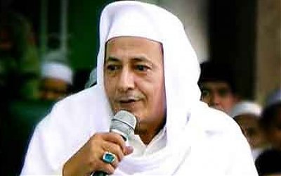 Kisah Al Habib Luthfi Ditantang Adu Kesaktian 10 Dukun, Takluk dengan Sehelai Rambut