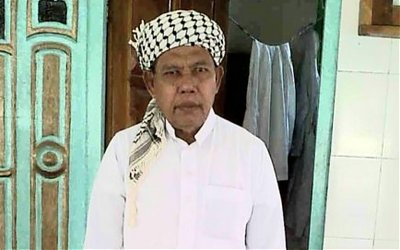 Meneladani Kesederhanaan KH. Ghazali Ahmadi