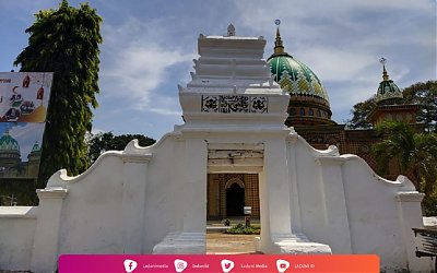 Ziarah di Makam Sunan Bejagung Lor, Penyebar Agama Islam Pertama di Tuban