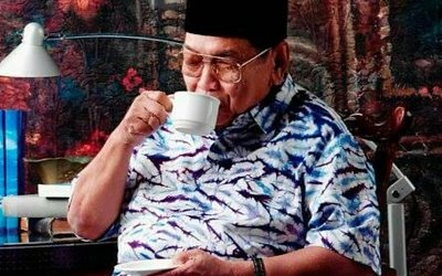 FIlosofi Kopi: Belajarlah Menjadi Gula