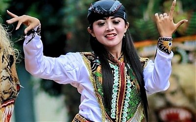 Pekik Cinta Nusantara
