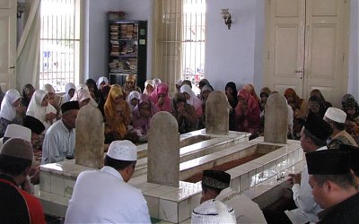 Kalam Habib Umar bin Abdurrahman al-Athas dan Daerah Sapuro