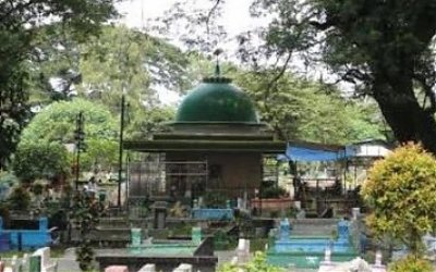 Ziarah Makam Habib Abdul Qadir bin Ahmad Bilfaqih dan Habib Abdullah bin Abdul Qadir Bilfaqih