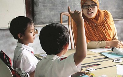 Menyambut Hari Guru Nasional, Berikut 4 kemuliaan Seorang Guru