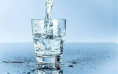 Manfaat Minum air Putih untuk Kesehatan Tubuh