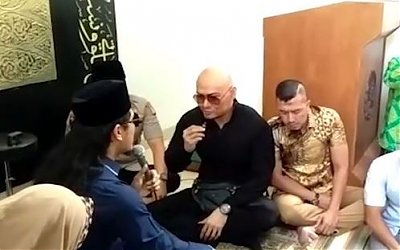 Deddy Corbuzier Hari Ini Masuk Islam