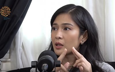 Sebelum Mantap Dengan Islam, Dian Sastro Pernah Menjadi 'Turis Spiritual'
