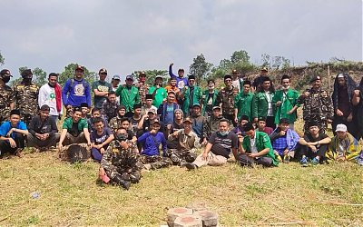 Harlah Ke-87, GP Ansor Cianjur Gotong Royong Buka Lahan Pertanian