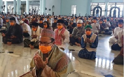 Hukum Shalat Menggunakan Masker di Tengah Pandemi COVID-19