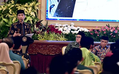 Presiden Ingatkan Intelektual Muslim untuk Antisipasi Dampak Negatif Teknologi