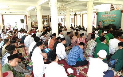 Pendidikan Kader Ahlussunah Waljama'ah PCNU Kota Depok, KH Zainuddin: Belajar Ilmu Harus Bersanad