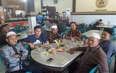 Merajut Silaturrahmi dalam Secangkir Kopi Solong