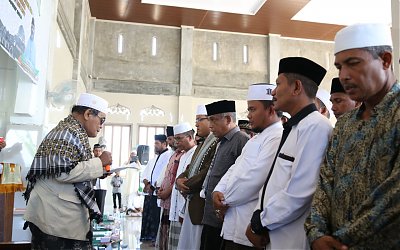 Waled Husaini Jabat Ketua Alim Ulama Zawiyah Aceh Besar