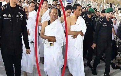 Umroh, Ini Bukti Jokowi Hormat pada Guru Ngaji
