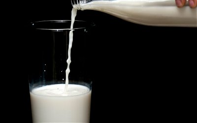 Kisah Inspiratif: Sedekah dengan Segelas Susu
