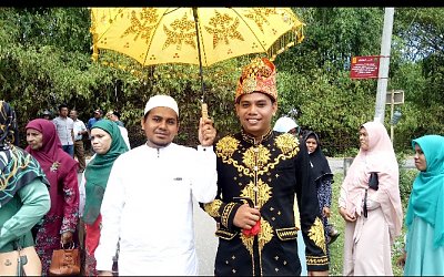 Mengharap Seberkas Asa di Balik Senyuman Bahagia Linto Baroe