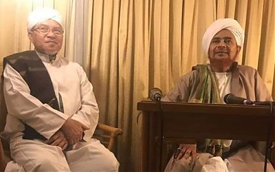 Indahnya Kala Dua Kutub Ilmu Bersua dalam Keberkahan