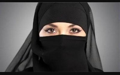 Awal Kisah Cinta Mengharukan Sang Pemuda di Semenanjung Negeri Arab