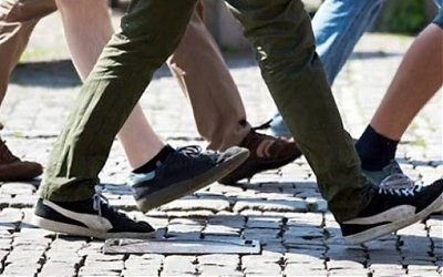 6 Manfaat Jalan Kaki Setelah Makan, 15 Menit Saja Cukup