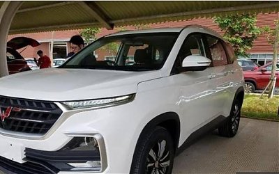 Estimasi Harga Wuling Almaz