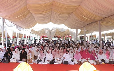 Puluhan Ribu Warga Meriahkan Maulid Raya Banda Aceh