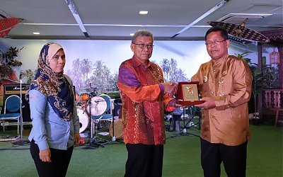 Tiba di Selangor, Aminullah Disambut Secara Adat Melayu
