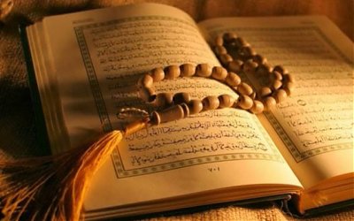 Shalat Tarawih 20 Rakaat Berdasarkan Hadis dan Ijma'