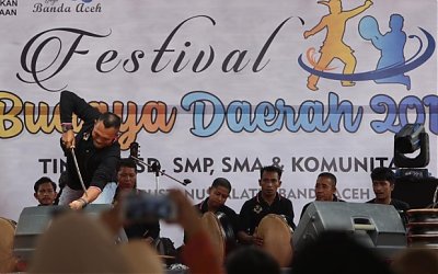 Atraksi Debus Meriahkan Festival Budaya Daerah