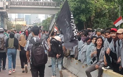 Demo Mahasiswa Gagal Ditunggangi, Taliban Tetap Bergerak