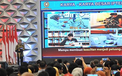 Jokowi: Tugas Seorang Ilmuwan adalah Mengubah Kesulitan Menjadi Kemudahan