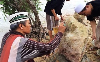Menilik Sejarah Makam Waliyullah Syekh Maulana Nuh Maghrobi di Batam