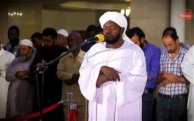Imam Besar di Sudan Shalat Menggunakan Langgam Jawa