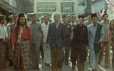 7 Pesan KH. Mahrus Aly Agar Sukses Dunia Akhirat