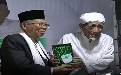 Dawuh Mustasyar PBNU KH Maimoen Zubair terkait Rapat Pleno PBNU