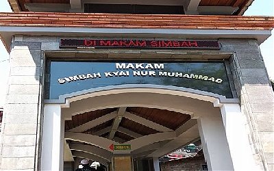 Lintas Ziarah dan Bertawassul di KH. Nur Muhammad Magelang