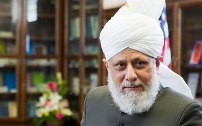 Hadrat Mirza Masroor Ahmad: Kecintaan Tanah Air Merupakan Dasar Dalam Islam