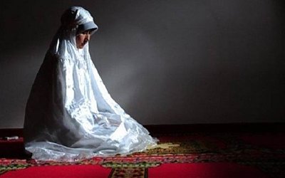 Pandangan Prof. Habib Quraish Saat Istri Menolak Ajakan untuk Hubungan Intim karena akan Shalat