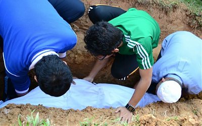 Keajaiban Shalawat: Jasad Kuli Pasar Ini Masih Utuh