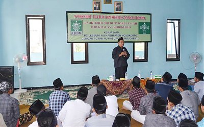 Jelang HSN 2018, Lesbumi dan RMI NU Mojokerto Gelar Pelatihan Menulis untuk Santri