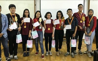 Mahasiswa Unpar Raih Lima Penghargaan di Kompetisi Debat Inggris