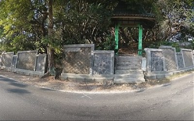 Wisata Religi dan Berdoa di Makam Mbah Syekh Abdul Jabbar Tuban