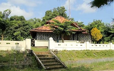 Wisata dan Ziarah di Makam Tjokrokusumo Gresik