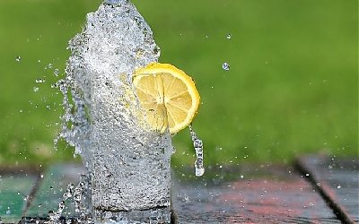 Ternyata, Rutin Minum Es Berdampak Jauh Lebih Berbahaya dari Rokok