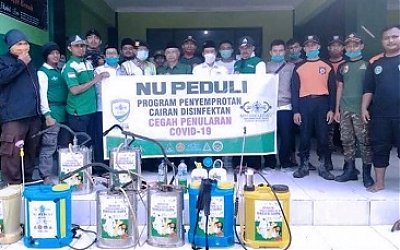 Tim NU Peduli Pulung Lakukan Penyemprotan Disinfektan dan Sosialisasi Kesehatan