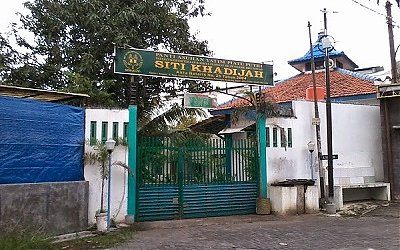 Panti Asuhan Siti Khadijah Semarang